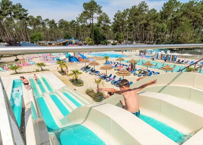 Mh539 La Des Vagues Campeggio